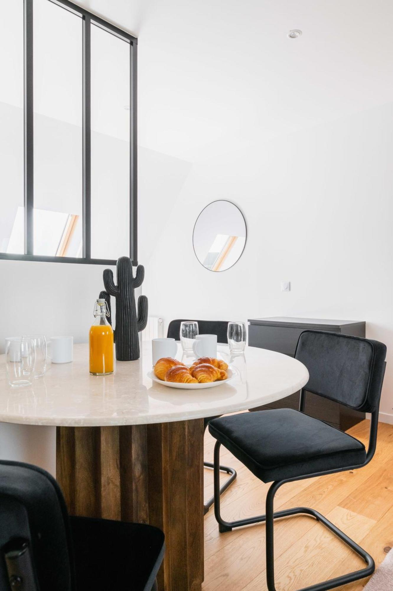 2 Pieces Refait A Neuf Dernier Etage - Paris 19 - 4P - Flat-Guest Διαμέρισμα Εξωτερικό φωτογραφία